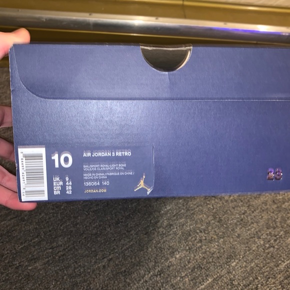 Jordan Retro 3 International Flight - Picture 7 of 8